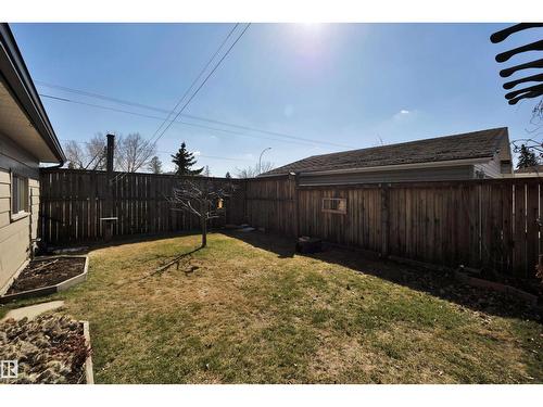 4231 39 Av, Leduc, AB - Outdoor