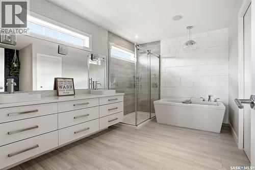 6849 Maple Vista Drive, Regina, SK - Indoor Photo Showing Bathroom