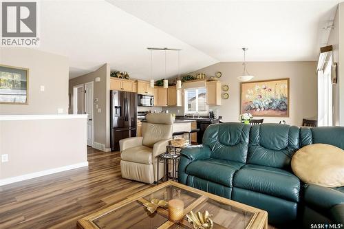3 4101 Preston Crescent, Regina, SK - Indoor Photo Showing Living Room