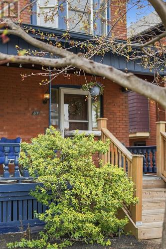 37 Connaught Avenue S, Hamilton, ON - Outdoor