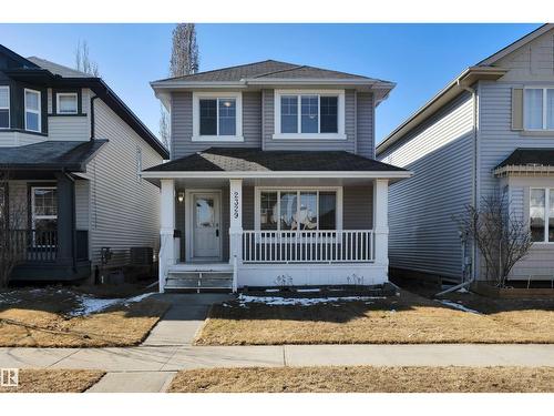 2329 29A Av Nw, Edmonton, AB 