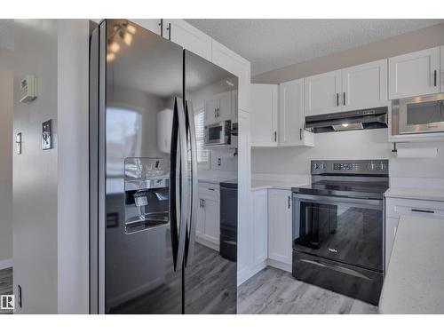 2329 29A Av Nw, Edmonton, AB 