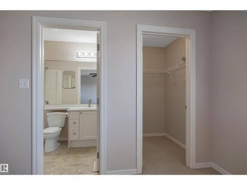 2329 29A Av Nw, Edmonton, AB 