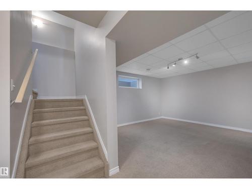 2329 29A Av Nw, Edmonton, AB 