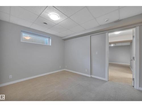 2329 29A Av Nw, Edmonton, AB 
