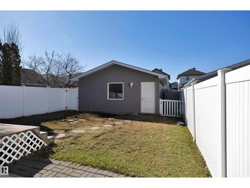 2329 29A Av Nw, Edmonton, AB 