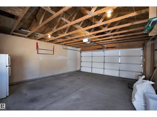 2329 29A Av Nw, Edmonton, AB 