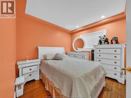 2848 Southridge, Windsor, ON - Indoor Photo Showing Bedroom