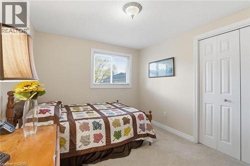 Bedroom with closet - 668 Tomahawk Crescent, Ancaster, ON - Indoor Photo Showing Bedroom