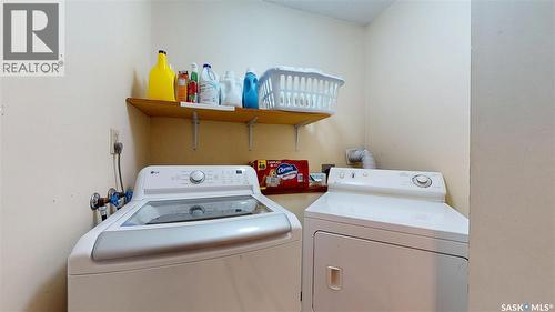 114 Windfield Road, Regina, SK - Indoor Photo Showing Laundry Room