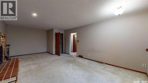 114 Windfield Road, Regina, SK - Indoor Photo Showing Other Room