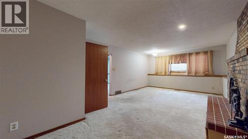 114 Windfield Road, Regina, SK - Indoor Photo Showing Other Room