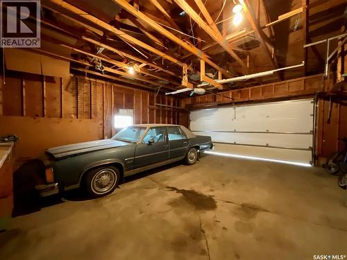114 Windfield Road, Regina, SK - Indoor Photo Showing Garage