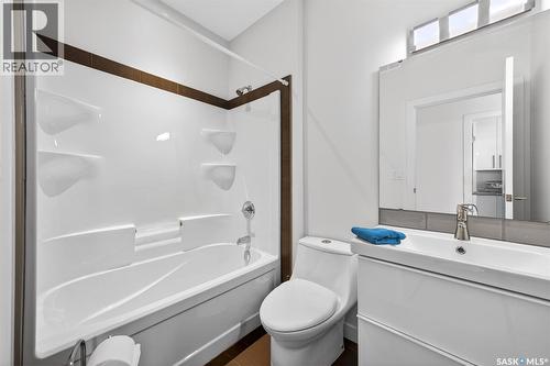 5501 Norseman Crescent, Regina, SK - Indoor Photo Showing Bathroom