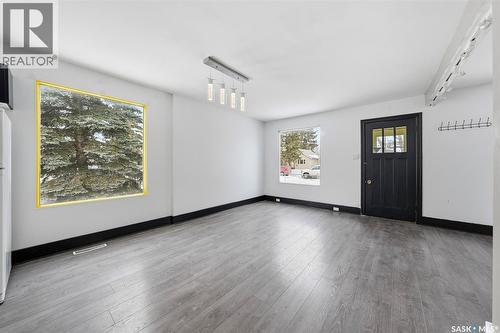 537 7Th Street E, Prince Albert, SK - Indoor