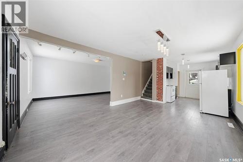 537 7Th Street E, Prince Albert, SK - Indoor Photo Showing Laundry Room