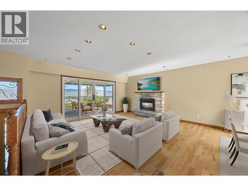 Virtually Staged - 1667 Springhaven Place, Kamloops, BC 