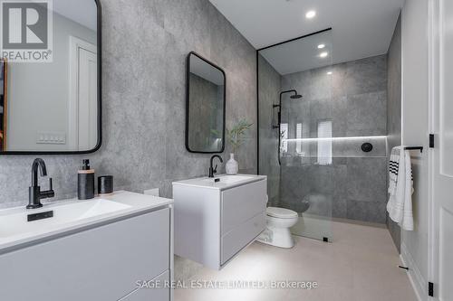 10 Brant Avenue, Mississauga, ON - Indoor Photo Showing Bedroom