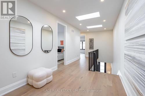 10 Brant Avenue, Mississauga, ON - Indoor Photo Showing Bedroom