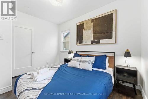 260 Keyworth Avenue, Ottawa, ON - Indoor Photo Showing Bedroom