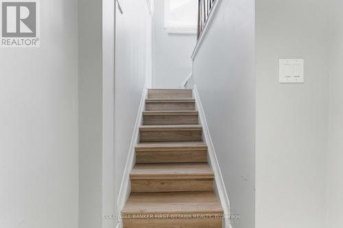 260 Keyworth Avenue, Ottawa, ON - Indoor Photo Showing Other Room