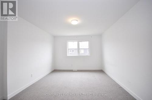 Primary bedroom - 284 Ormiston Crescent, Ottawa, ON - Indoor Photo Showing Other Room