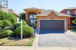 483 ORMOND DRIVE Oshawa, ON L1K 2L8
