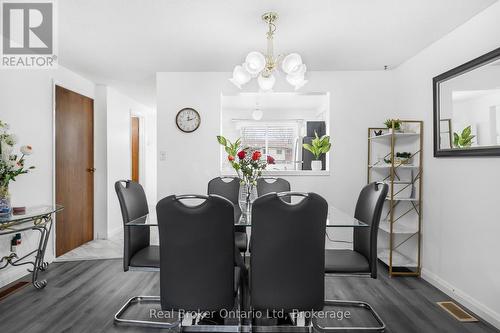 8 - 5982 Dunn Street, Niagara Falls (Arad/Fallsview), ON - Indoor Photo Showing Dining Room