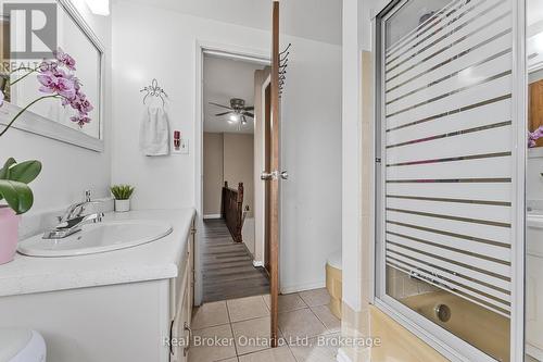 8 - 5982 Dunn Street, Niagara Falls (Arad/Fallsview), ON - Indoor Photo Showing Bathroom