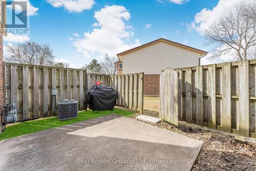 8 - 5982 Dunn Street, Niagara Falls (Arad/Fallsview), ON - Outdoor