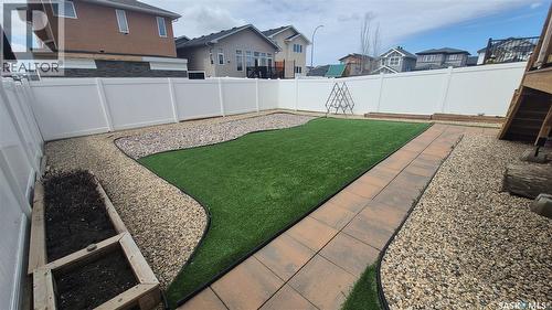 2632 Makowsky Crescent, Regina, SK - Outdoor