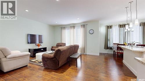 2632 Makowsky Crescent, Regina, SK - Indoor Photo Showing Living Room
