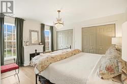 Primary bedroom - 