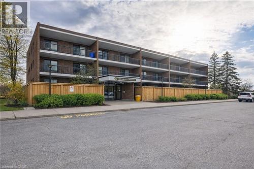 63 CONROY Crescent Unit# 52  Guelph, ON N1G 2V5