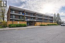 63 CONROY Crescent Unit# 52 Guelph, ON N1G 2V5