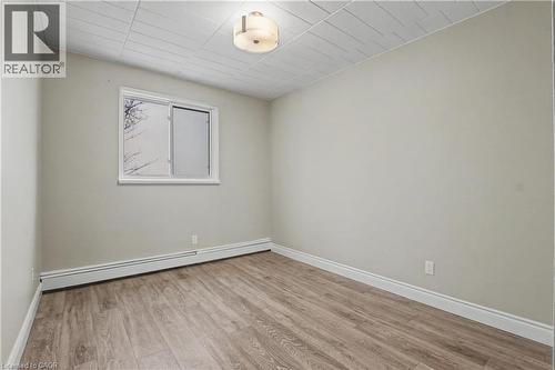 63 Conroy Crescent Unit# 52, Guelph, ON - Indoor Photo Showing Other Room