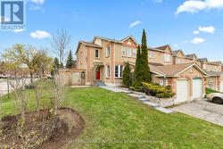 62 WOODSTONE PLACE Whitby (Pringle Creek), ON L1R 1S8