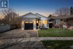 54 HIALEAH CRESCENT Whitby, ON L1N 6R1