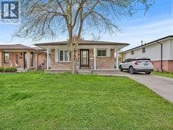 1493 AZALIA CRESCENT Windsor, ON N8W 5C5