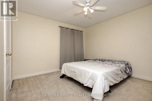 7303 Lantern Fly Hollow, Mississauga, ON - Indoor Photo Showing Bedroom