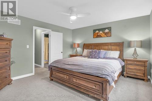 166 Maple Street, Mapleton, ON - Indoor Photo Showing Bedroom