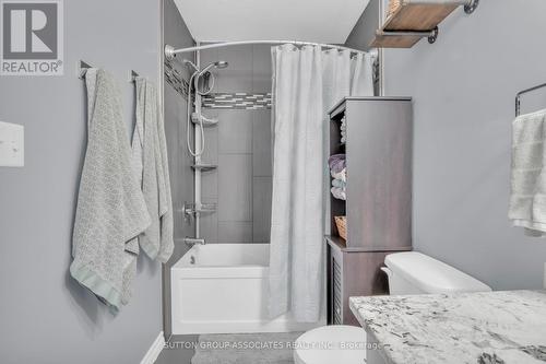 166 Maple Street, Mapleton, ON - Indoor Photo Showing Bathroom