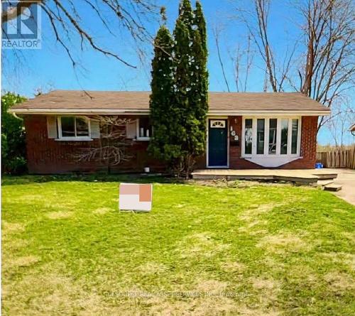163 HERBERT STREET  Peterborough, ON K9H 6J1