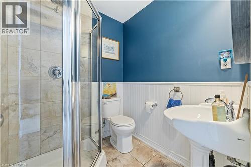 337 Beach Boulevard Unit# 3, Hamilton, ON - Indoor Photo Showing Bathroom