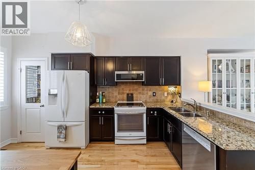 337 Beach Boulevard Unit# 3, Hamilton, ON - Indoor Photo Showing Kitchen With Double Sink