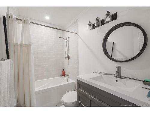 22 Birchcroft Dr, Fredericton, NB 