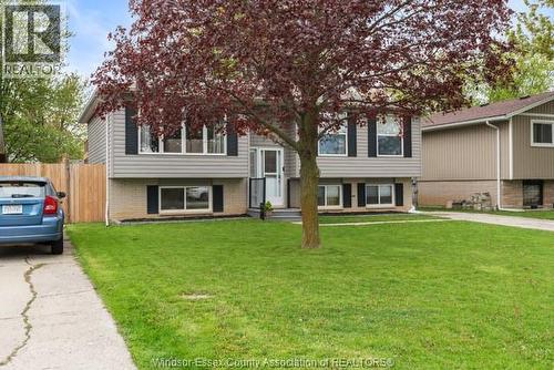 28 Vanier Drive, Tilbury, ON - Outdoor With Facade