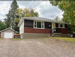 487 Richard Street Thunder Bay, ON P7A 1R2