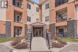 322 142 Pawlychenko LANE  Saskatoon, SK S7V 0N7