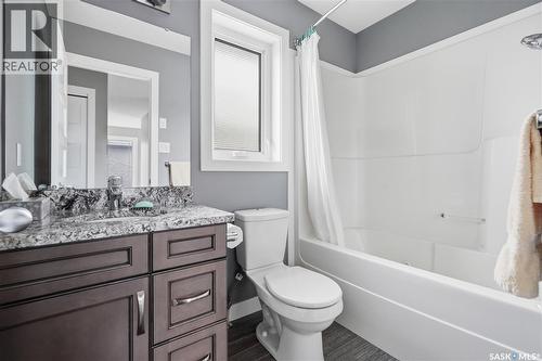 4009 Alton Crescent, Regina, SK - Indoor Photo Showing Bathroom